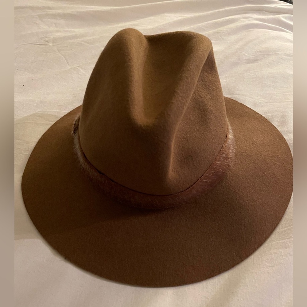 Karen Kane 100% Wool Hat Fedora Camel Tan Soft Lightweight NWT (Sz: 7.5 x 8”)